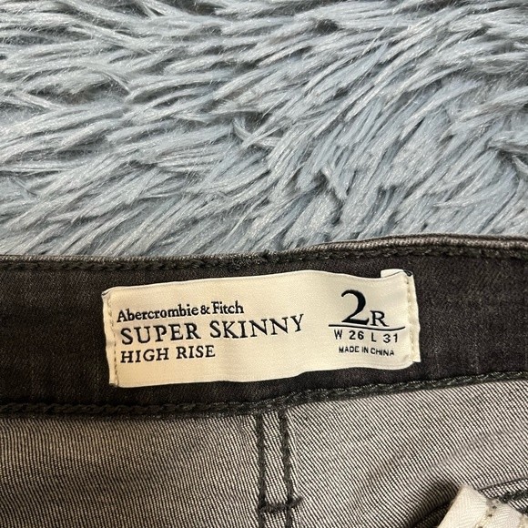 Abercrombie & Fitch High Rise Super Skinny Jeans - Picture 3 of 5